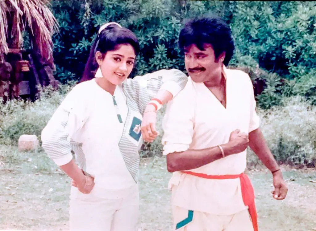 nadhiya with super star rajinikanth